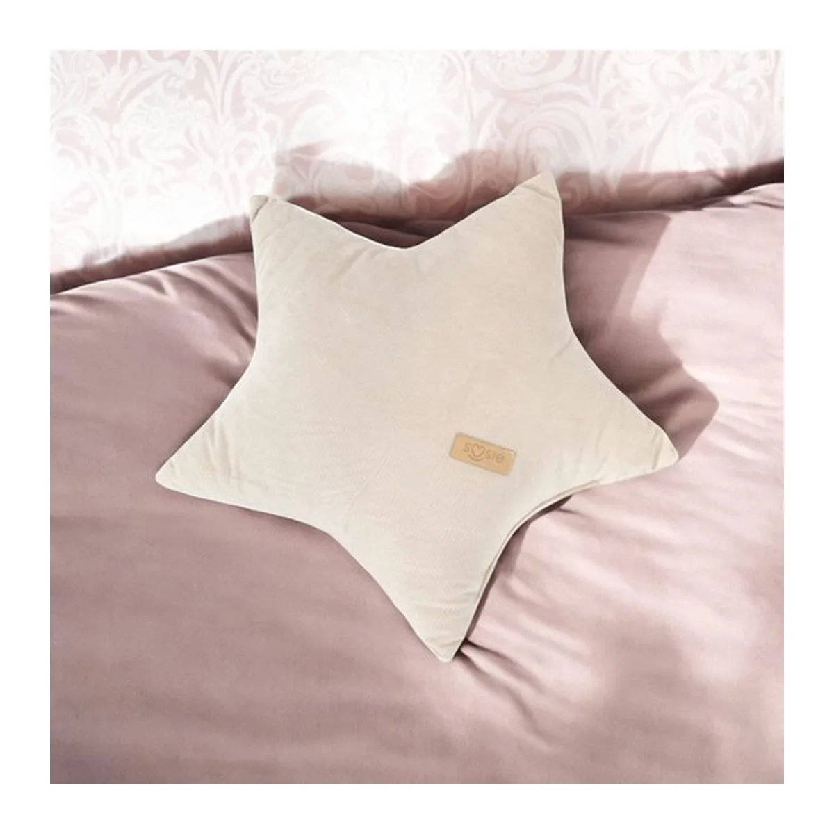 Soosie GLAMOUR Kussen Ster - Sierkussen voor Slaapkamer of Kinderkamer - Zachte en Comfortabele Decoratieve Kussen - Beigekleurig - 4