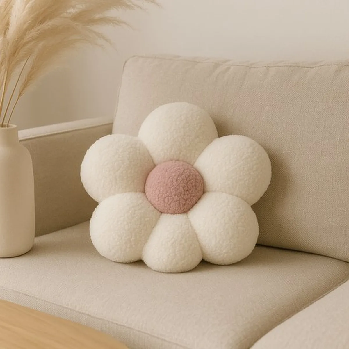Soosie Sierkussen Bloem – Kussentje – Teddy Bouclé – Ø 40 cm – Crème & Zacht Roze