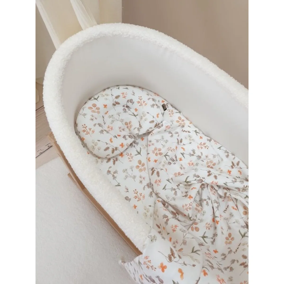 Soosie - Teddy Bouclé - Mozesmand - Baby Wieg met Schommelbasis - Natuurlijk Beukenhout – Cream – 75×36 – Met Matras - 5