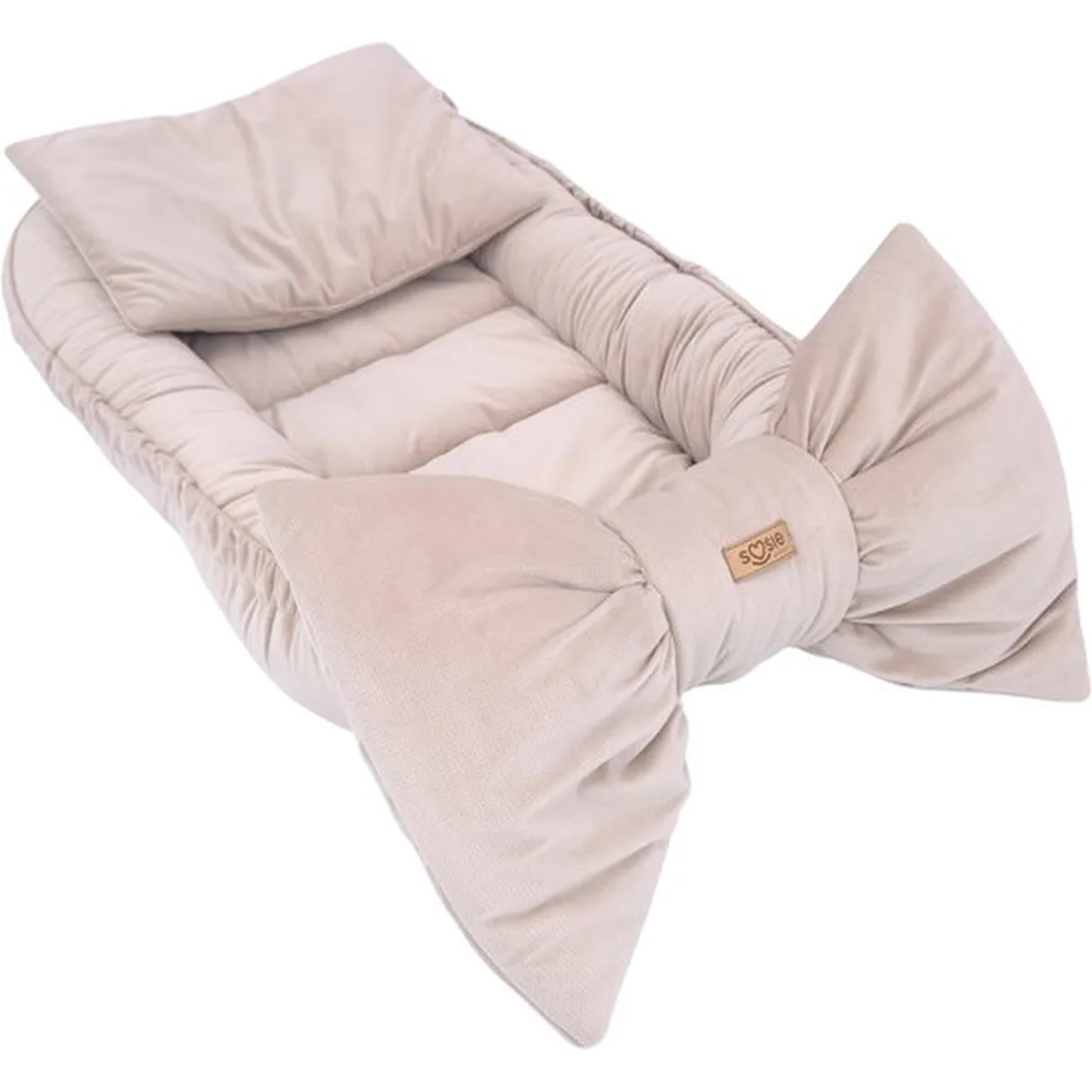 Soosie Luxe Velvet Bow Babynestje Beige – 3 Opstellingen in 1 – Inclusief 2 Multifunctionele Kussens