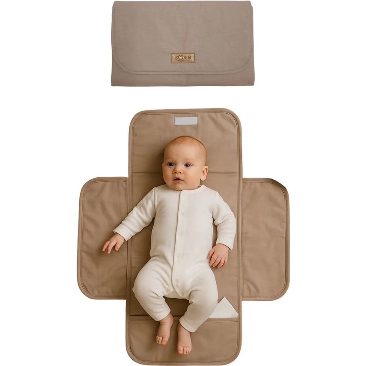 Soosie - Opvouwbaar Waterdicht Verschoonmatje – Reisverschoonmat Baby 70×55 cm – Beige – Met Vakje & Klittenbandsluiting